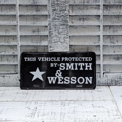 Plaque auto Smith & Wesson en métal noir